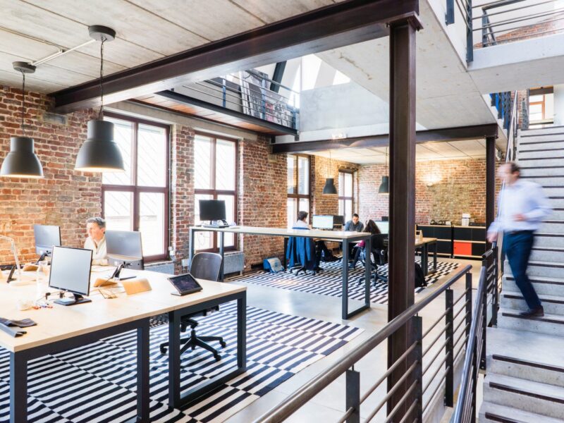 7 vantaggi coworking